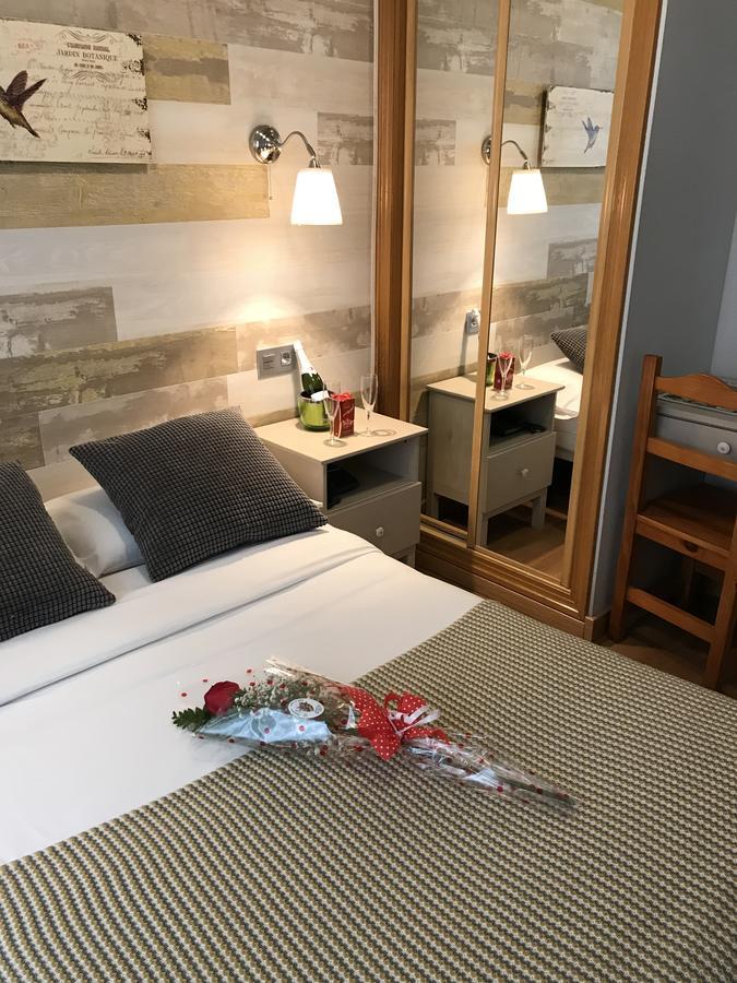 Hotel Costa Verde 기욘 외부 사진