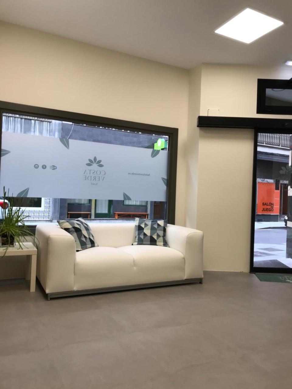 Hotel Costa Verde 기욘 외부 사진
