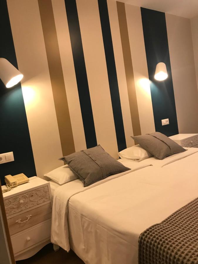 Hotel Costa Verde 기욘 외부 사진